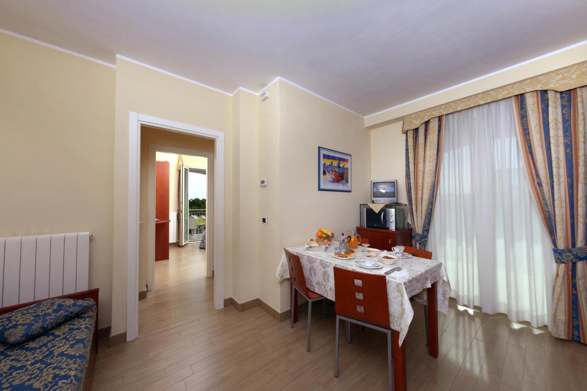 Residence Costa Smeralda Grottammare Eksteriør bilde