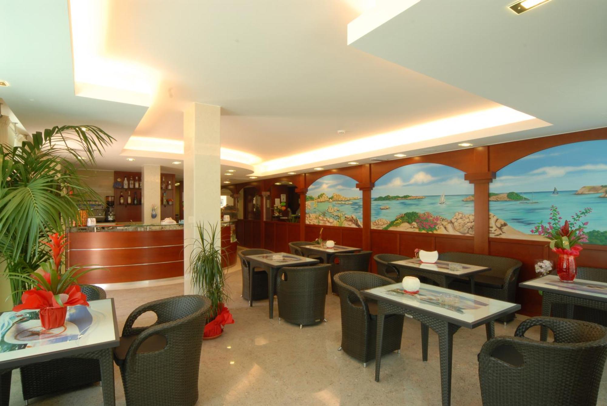 Residence Costa Smeralda Grottammare Eksteriør bilde