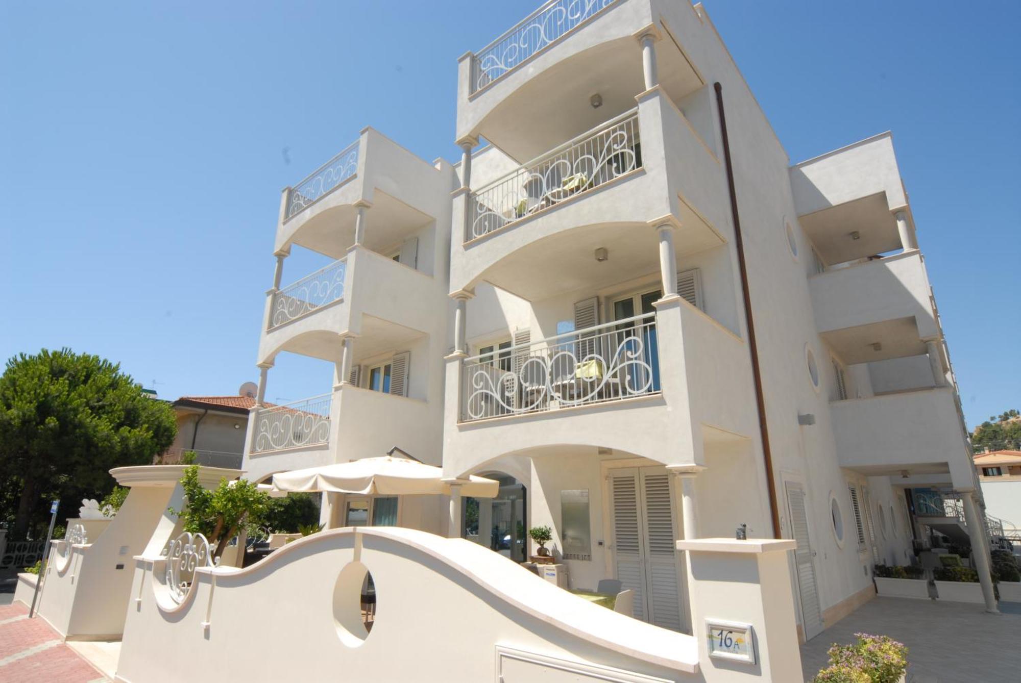 Residence Costa Smeralda Grottammare Eksteriør bilde